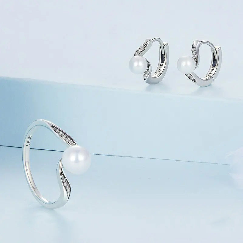 Shell Pearl Ring & Ear Buckle Jewelry Set