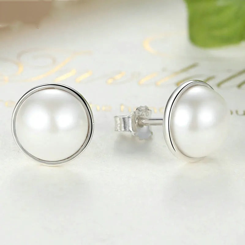 Elegant Pearl Earring