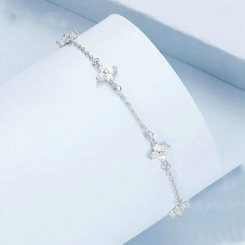 Dazzling Four-Leaf Clover Anklet