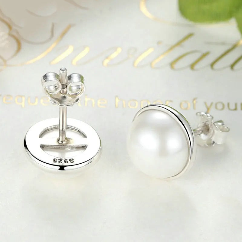 Elegant Pearl Earring